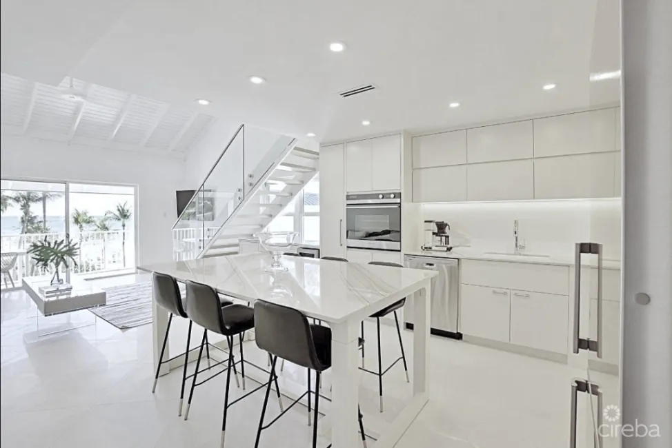 VILLAS OF THE GALLEON #39 - STUNNING REMODEL