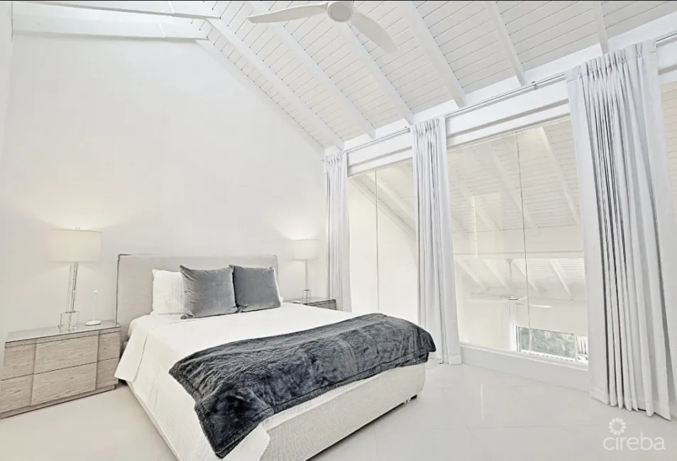 VILLAS OF THE GALLEON #39 - STUNNING REMODEL