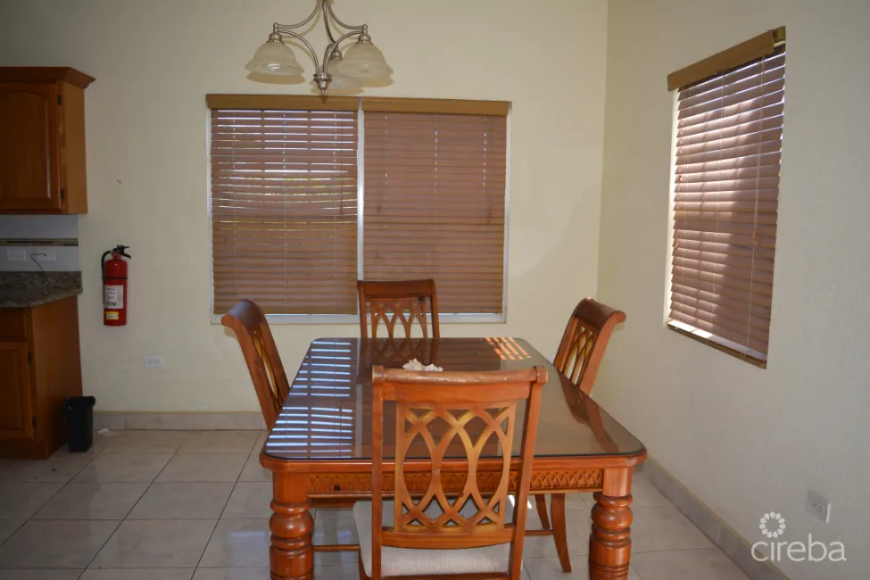 ROYAL HEIGHTS HALF DUPLEX