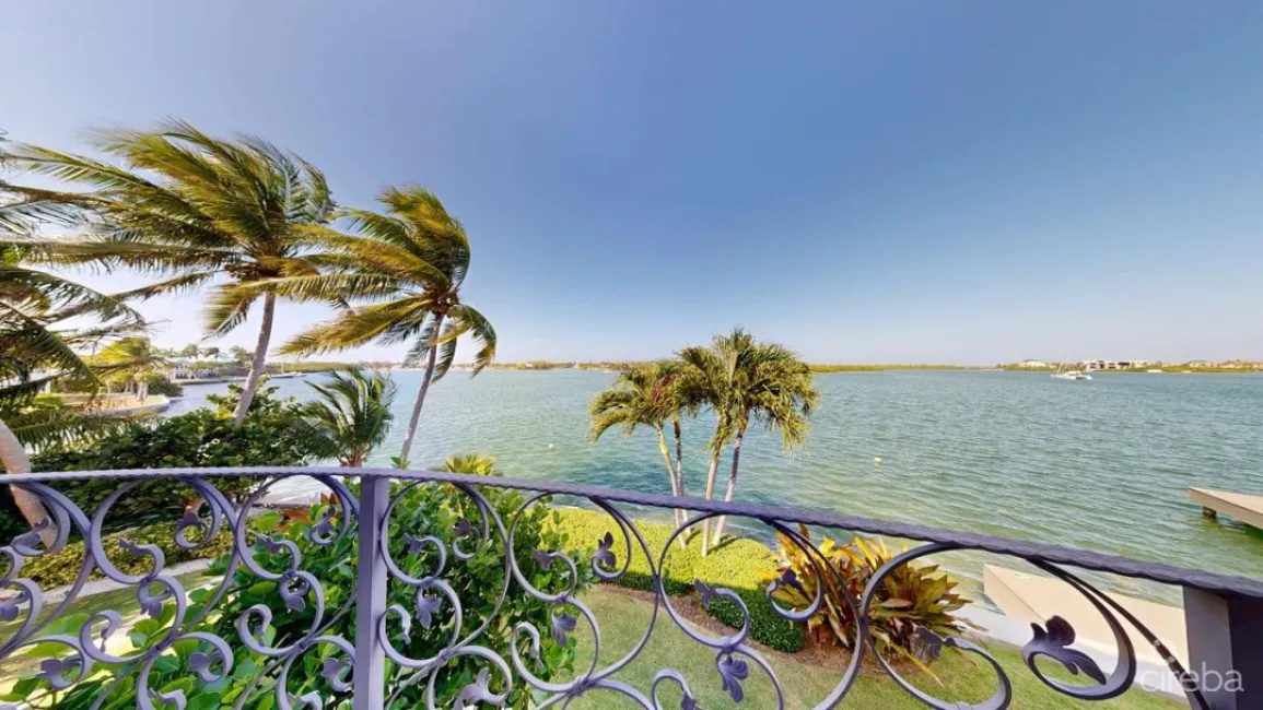 VISCAYA HOME, GOVERNOR'S CREEK