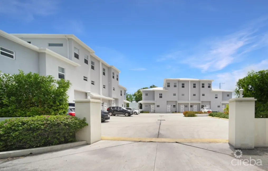 THE POINT AT WATERCOURSE 1-BEDROOM