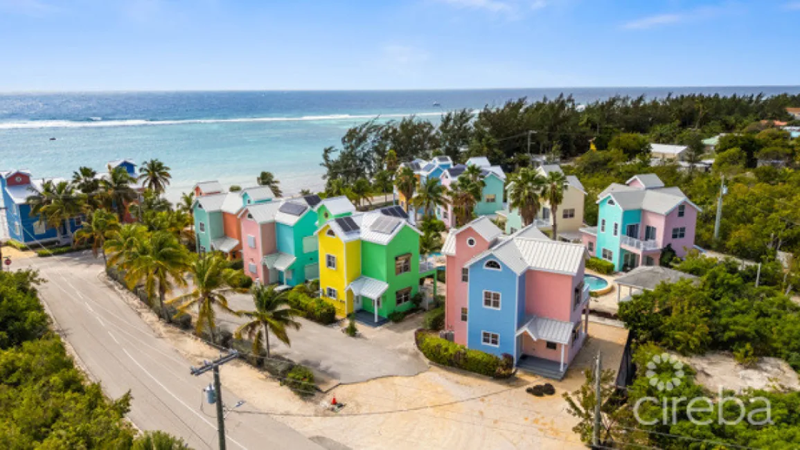 EAST END PARADISE VILLAS. 3 BED, 3 BATH + DEN WITH PRIVATE BEACH