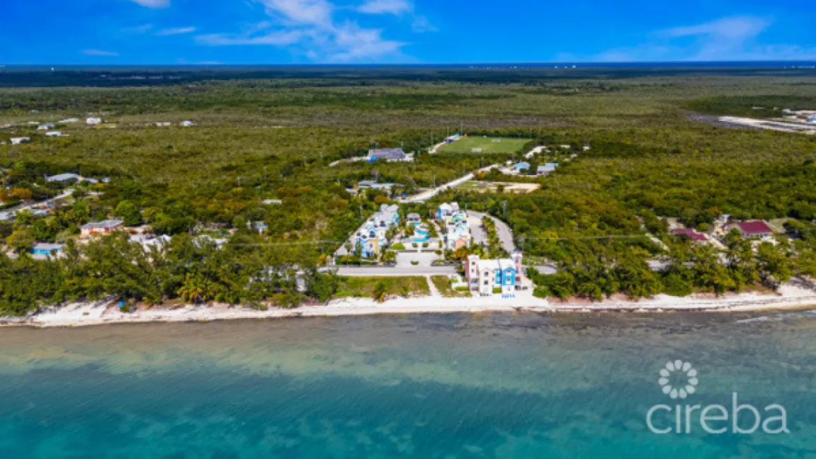 EAST END PARADISE VILLAS. 3 BED, 3 BATH + DEN WITH PRIVATE BEACH