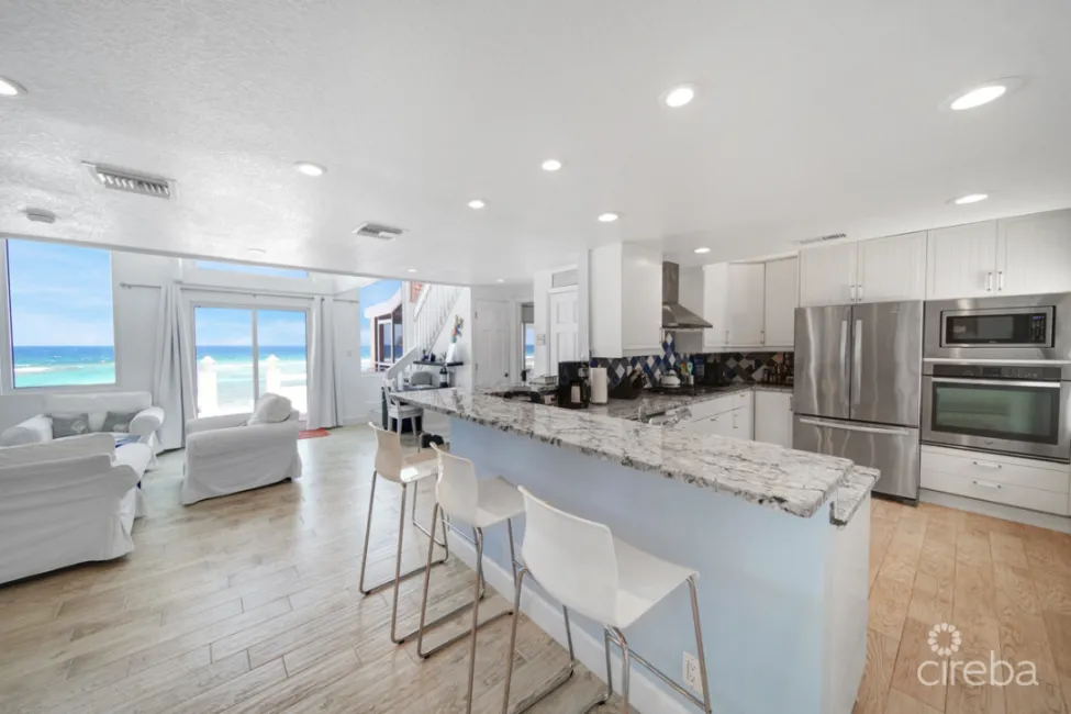 CORAL LOFT BEACH HOUSE W/ 2,838 SQ FT OF NEW CONSTRUCTION