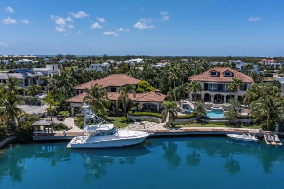 CASA MARE ESTATE AND GARDENS