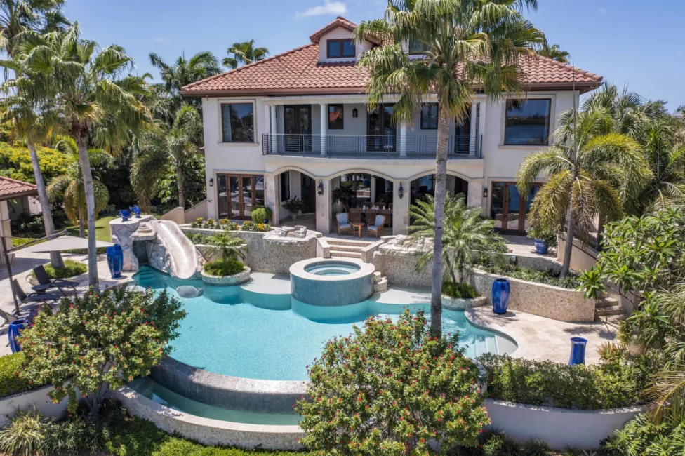 CASA MARE ESTATE AND GARDENS