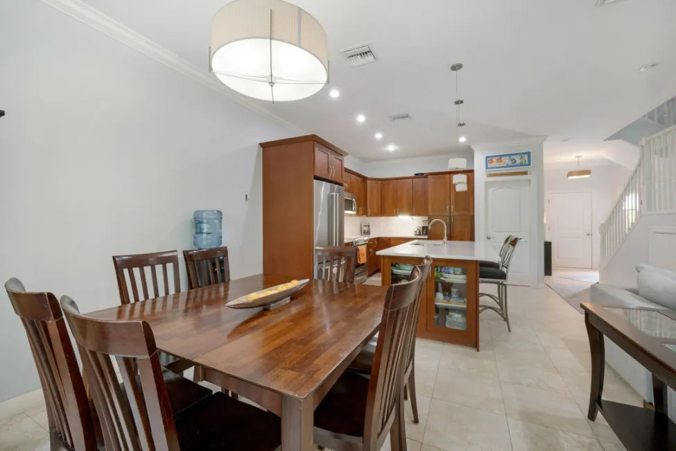 SAVANNAH GRAND FAMILY HOME