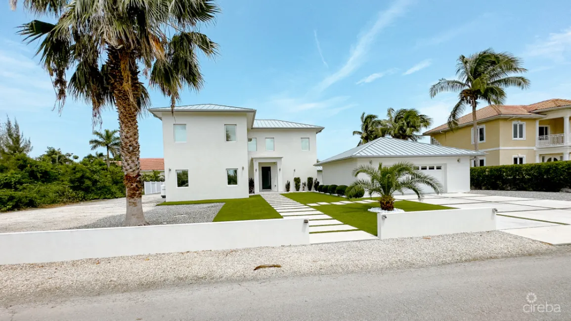 PATRICKS ISLAND EXECUTIVE FAMILY HOME