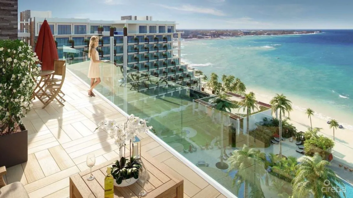 GRAND HYATT BEACH RESORT - 1 BR SUITE PLUS LIVING/KITCHENETTE