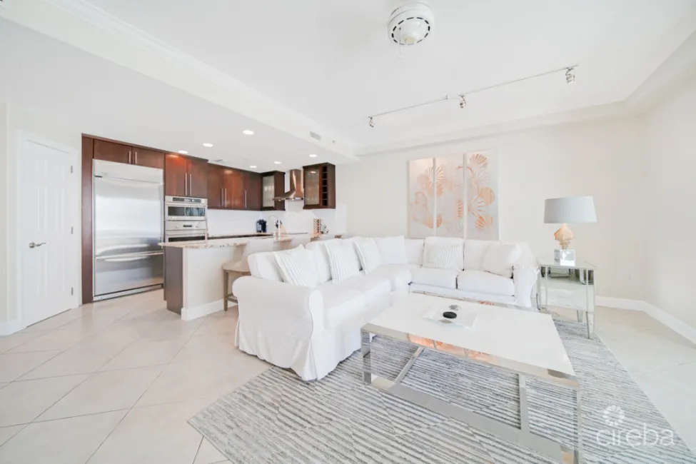 SOUTH BAY BEACH CLUB, 3BR CONDO WITH PARKING SPACE