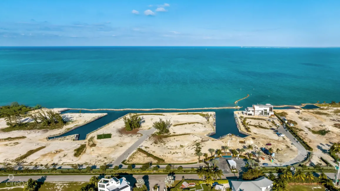 DIAMOND'S EDGE WATERFRONT ESTATE LOT 10