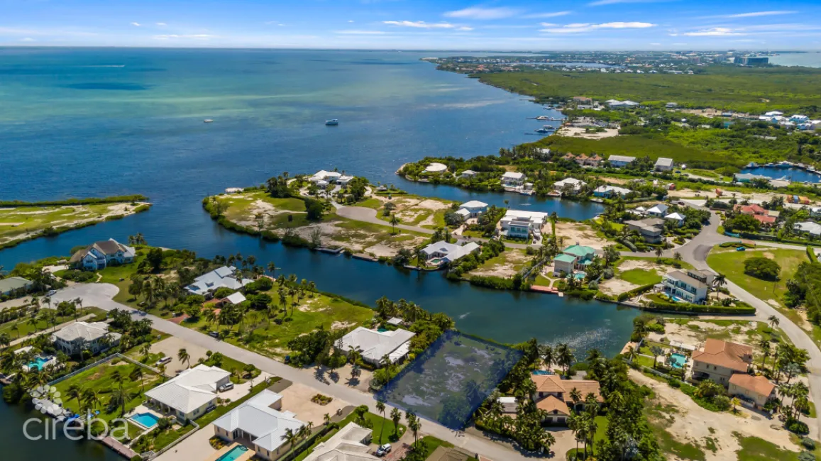 THE SHORES- CANAL EXECUTIVE HOME LOT