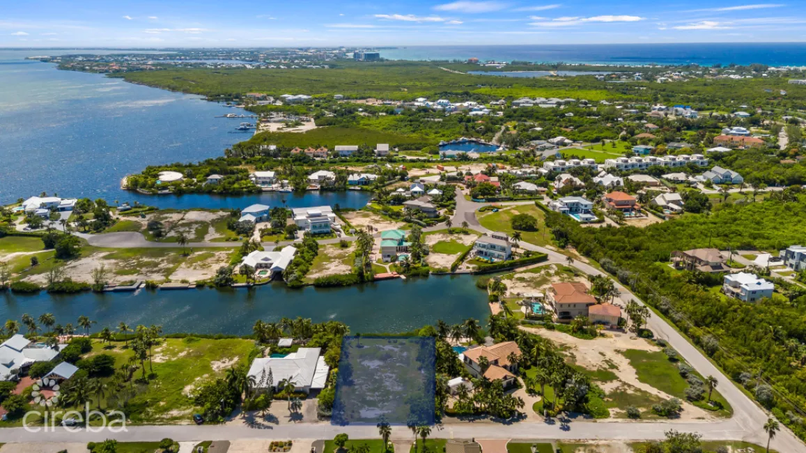 THE SHORES- CANAL EXECUTIVE HOME LOT