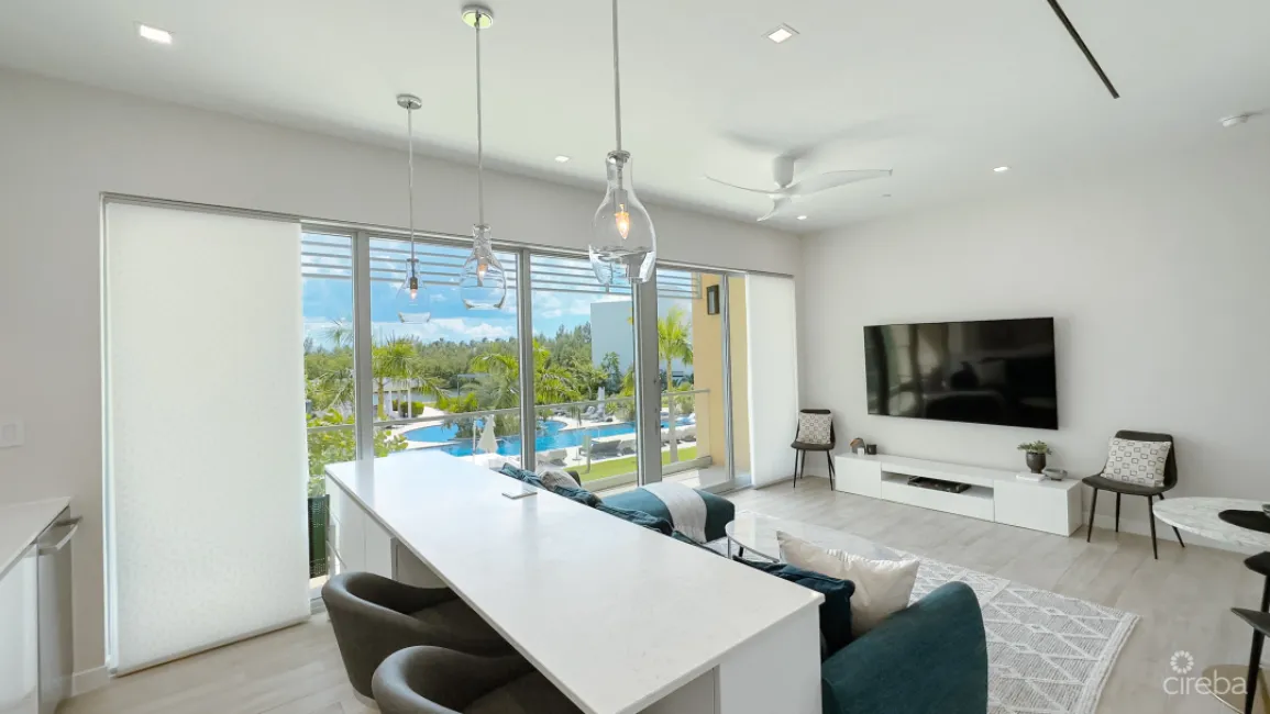 ONE CANAL POINT SEVEN MILE BEACH