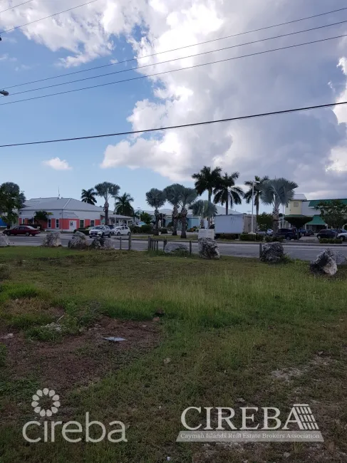 COUNTRYSIDE EAST - COMMERCIAL BUILDING SITE