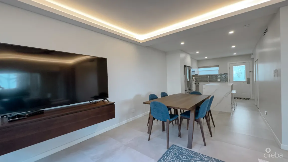 PLANTATION VILLAGE SEVEN MILE BEACH