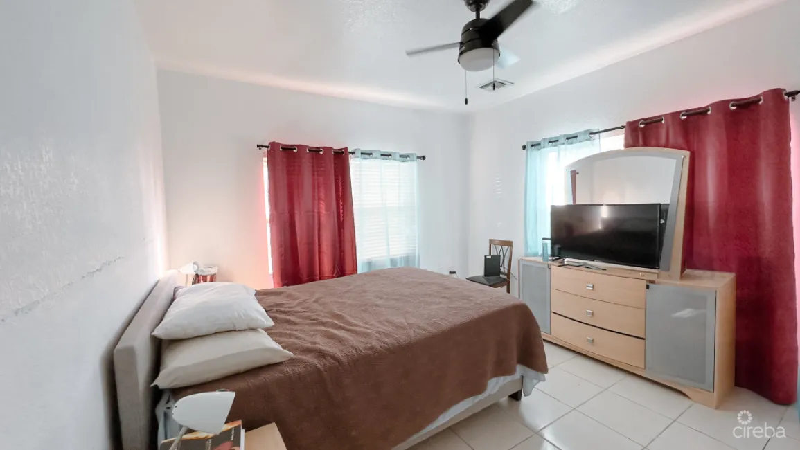 WEST BAY INVESTMENT 4 PLEX