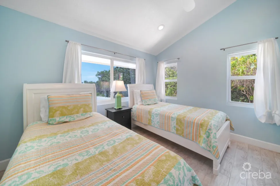 CORAL LOFT BEACH HOUSE W/ 2,838 SQ FT OF NEW CONSTRUCTION