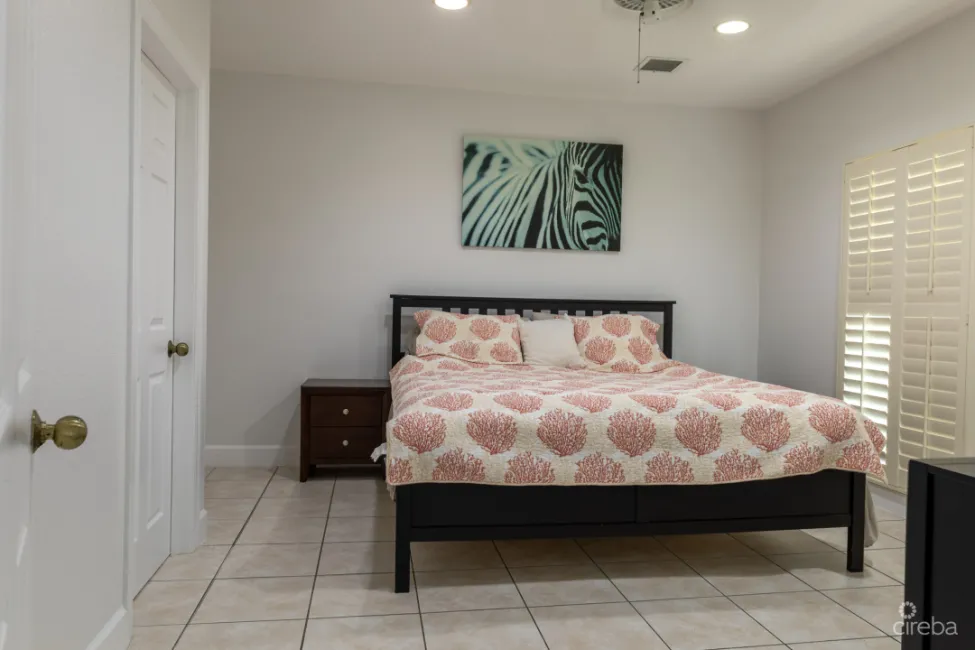 SOUTH CHURCH STREET COURT, UNIT 9