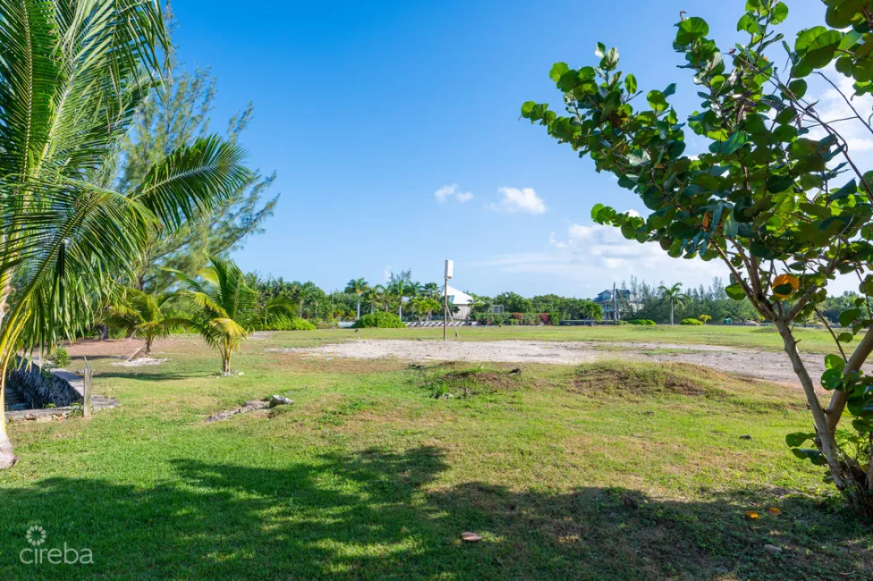 WATERFRONT LOT WITH NORTH SOUND ACCESS