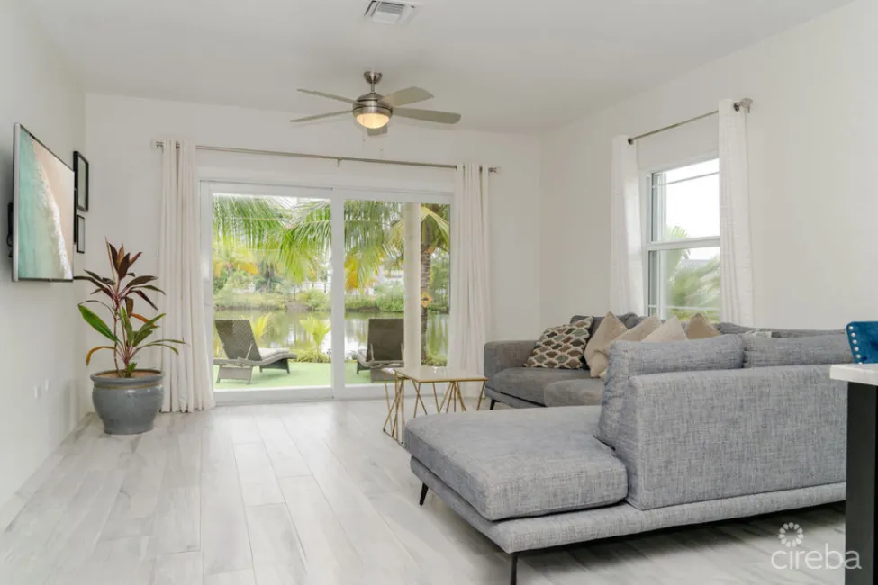 COCONUT VILLAGE LAKEFRONT HOME