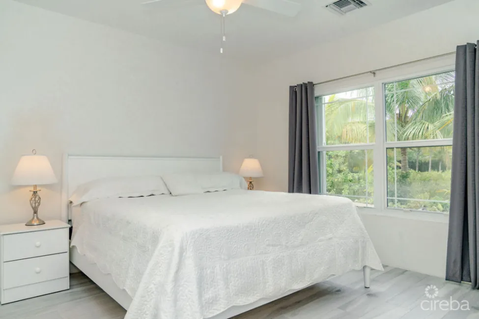 COCONUT VILLAGE LAKEFRONT HOME