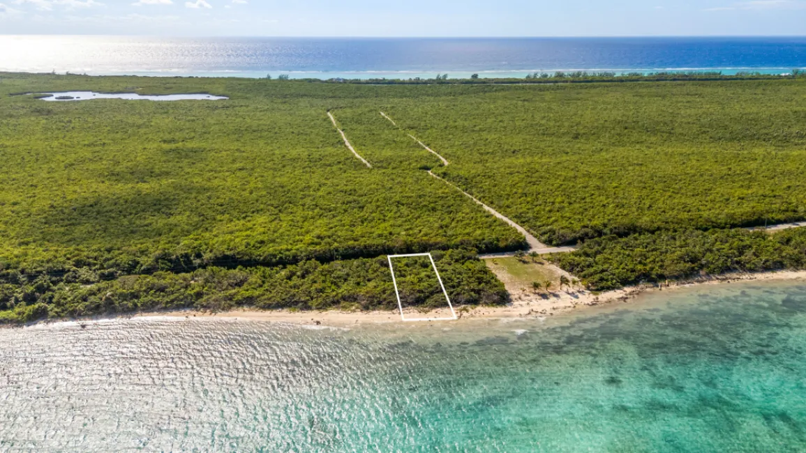 BETTY BAY 0.38 ACRE, LITTLE CAYMAN OCEANFRONT PARCEL