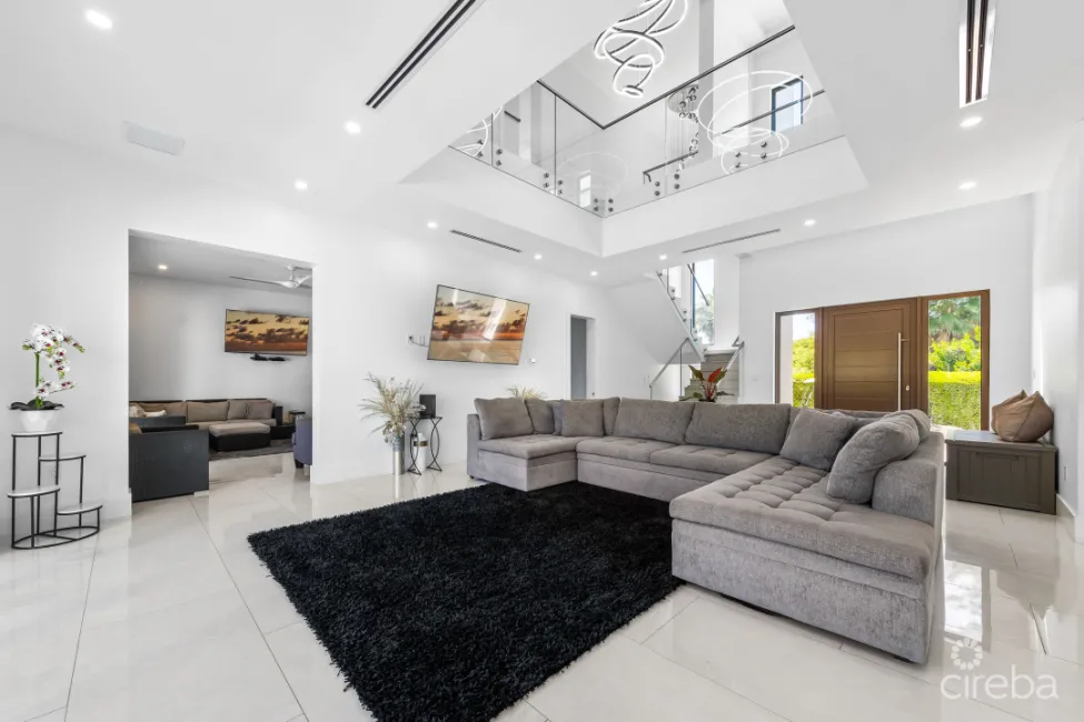 48 HAVEN CIRCLE - MODERN SINGLE FAMILY HOME + INCOME PRODUCING APARTMENT