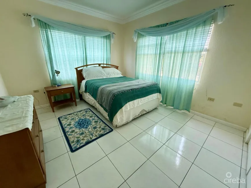 3 BEDROOM - BLUFF HOME - CAYMAN BRAC