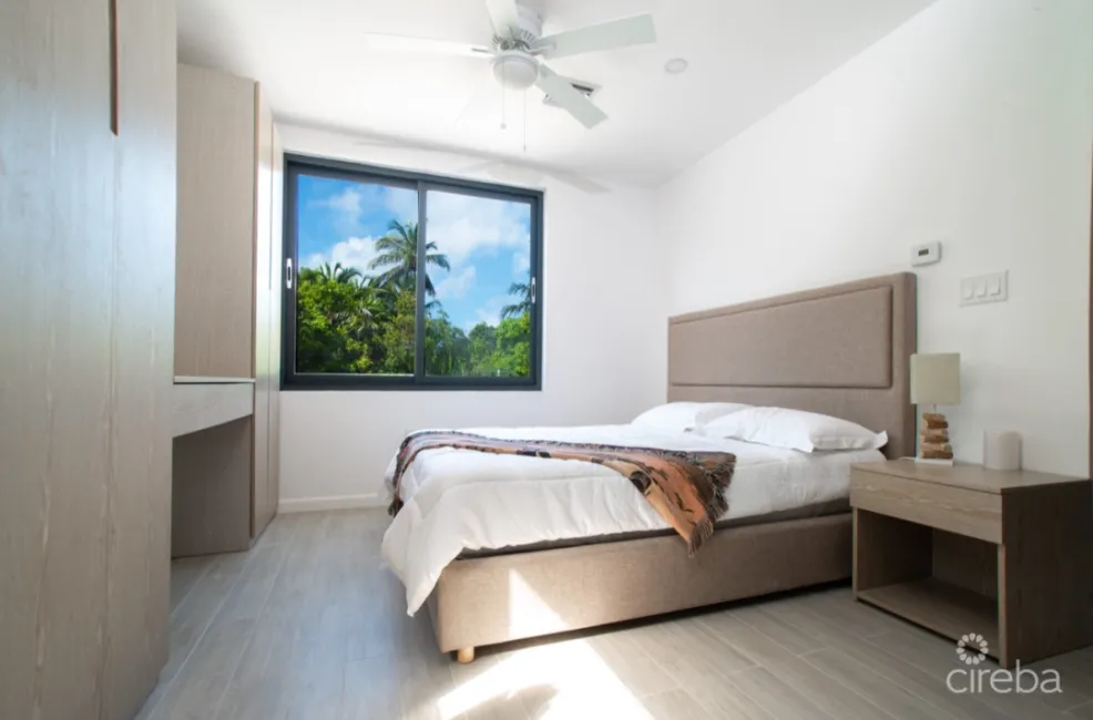 MORGANVILLE WEST SECOND FLOOR PREMIUM STUDIO