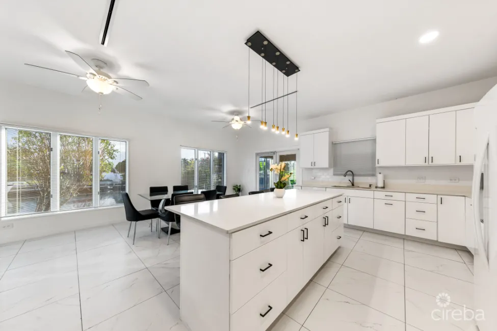FULLY RENOVATED 3BR FAMILY HOME ON WATER STREET