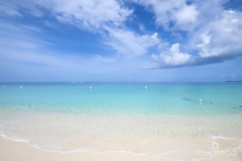 VILLAS OF THE GALLEON