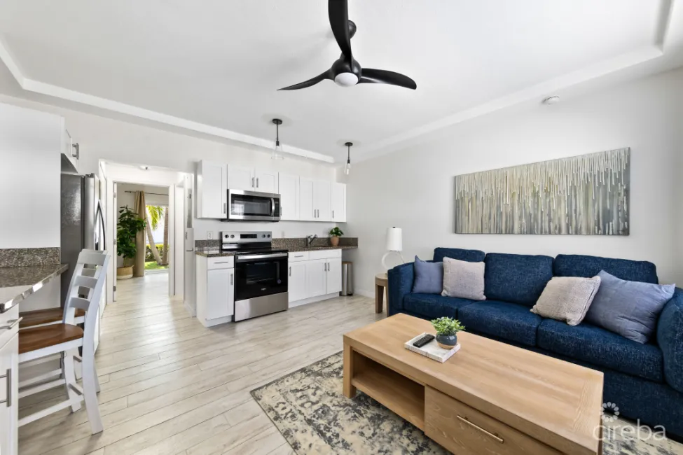 SANDSCAPE RESIDENCES #18