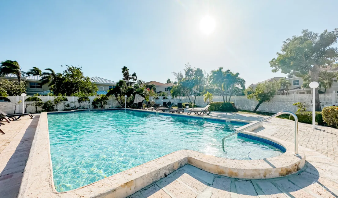 SOUTHAMPTON GARDENS 2 BED, 2.5 BATH TOWNHOUSE