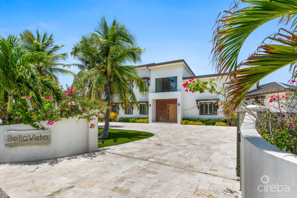 BELLA VISTA-LUXURY PANORAMIC OCEANFRONT 5 BEDROOM ESTATE