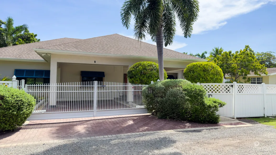 4 BEDROOM RESIDENTIAL HOME - SOUTH SOUND