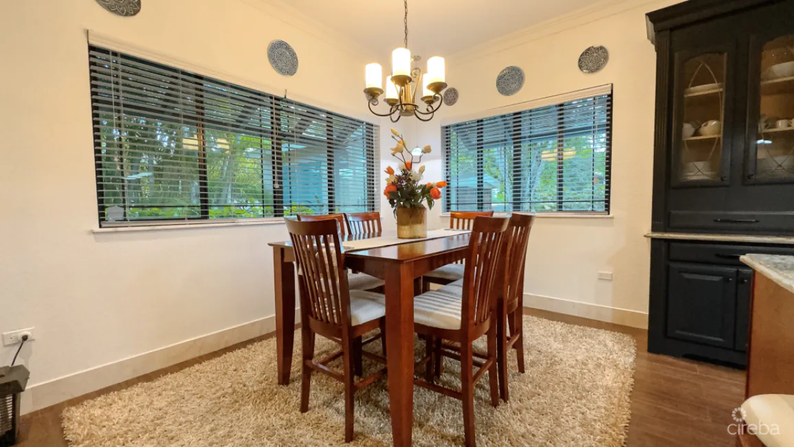 4 BEDROOM RESIDENTIAL HOME - SOUTH SOUND