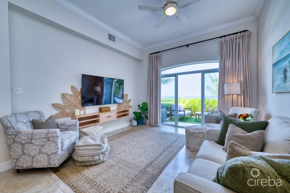 OCEANFRONT CORNER UNIT- HARBOUR POINT VILLA #5