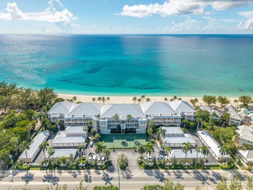 THE PINNACLE VILLA 30 %26 GARAGE