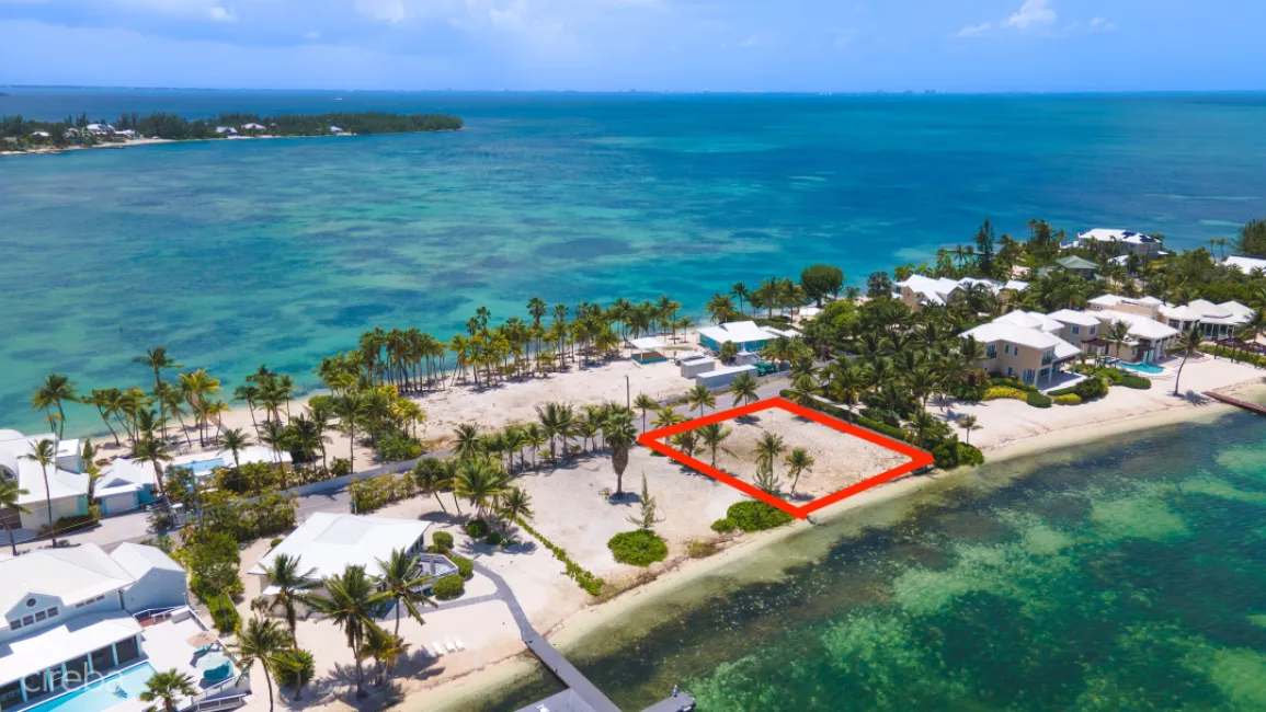BIO BAY - FINGER CAY BEACHFRONT VACANT LAND #1