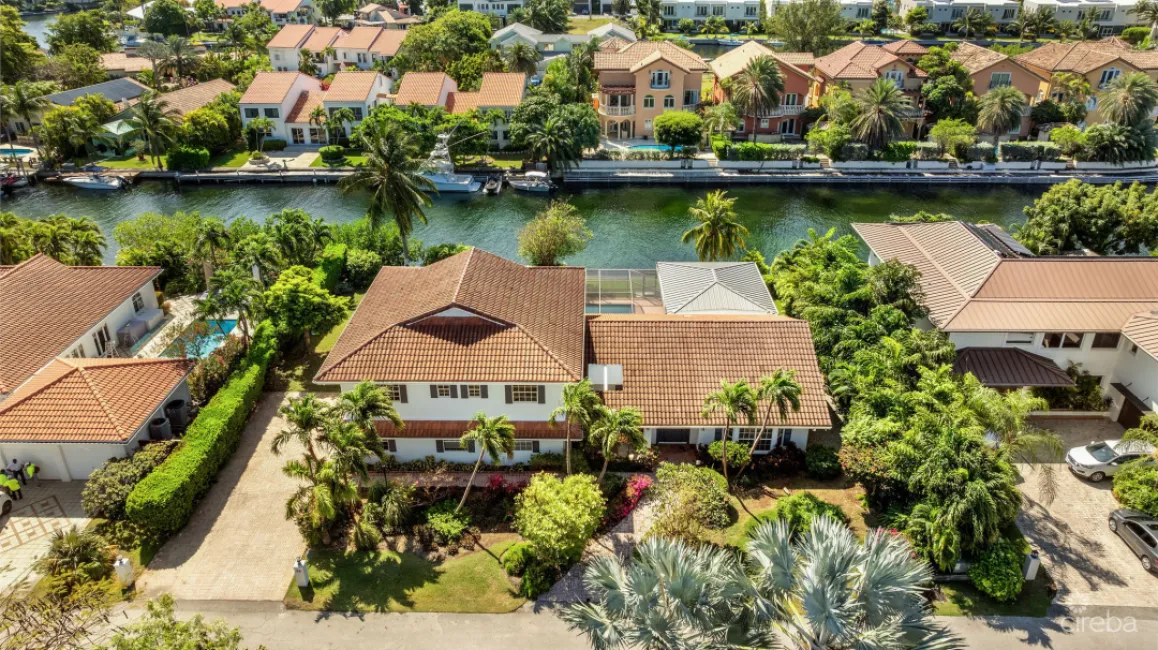 NELSON QUAY 56, WATERFRONT HOME