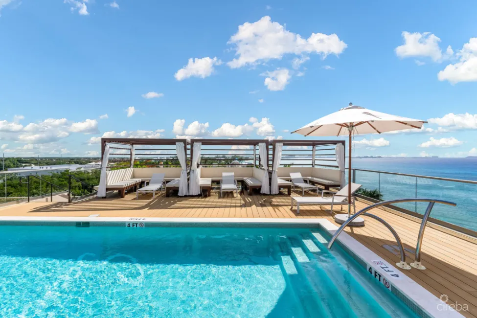 THE SANDS, LUXURY OCEAN VIEW CONDO, ROOF TOP TERRACE, SMB