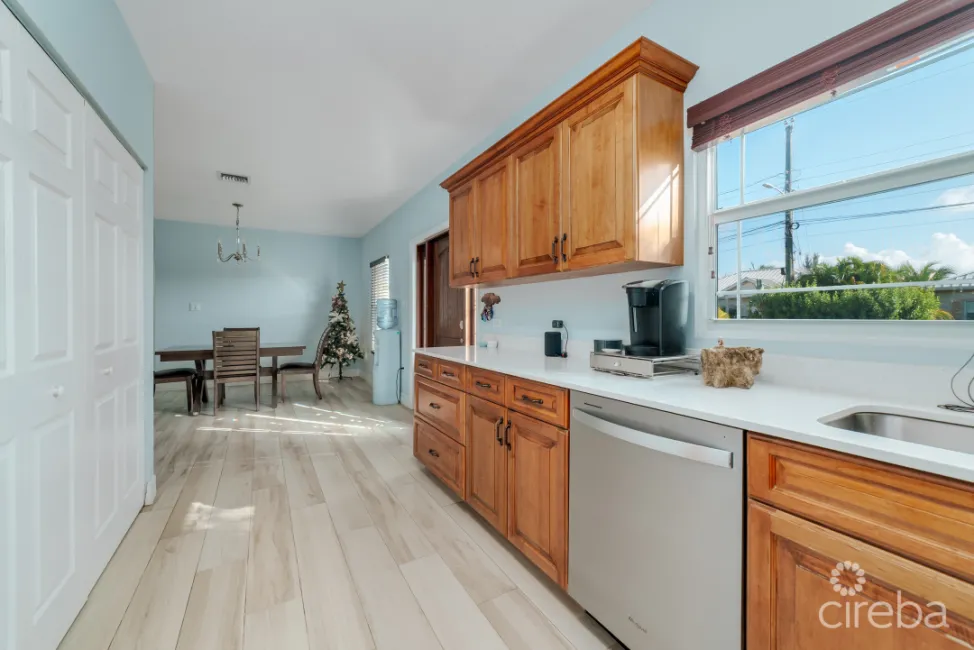 COCONUT VILLAGE HOME