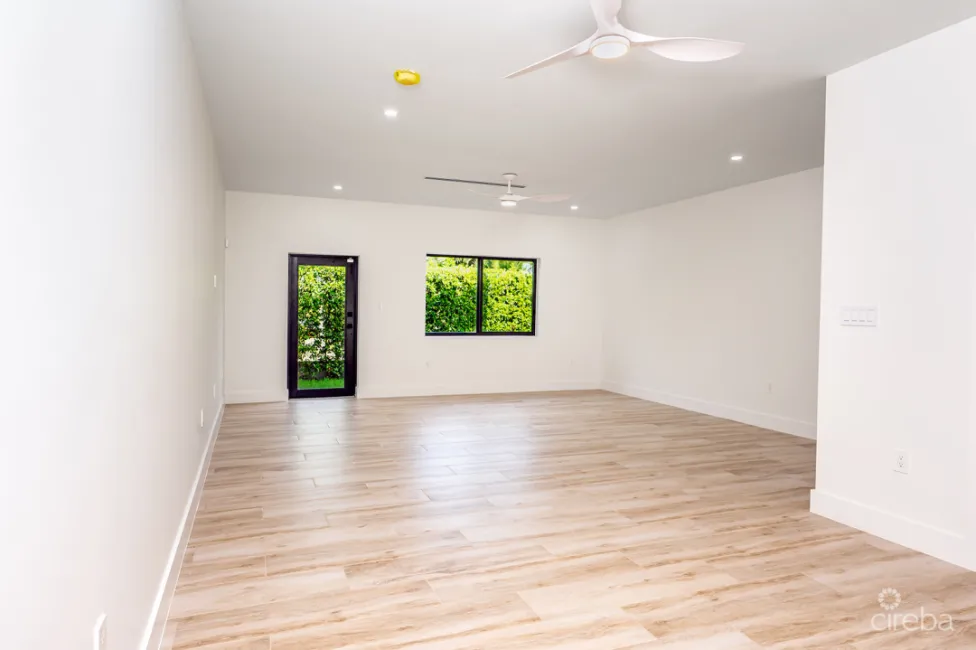 LAVANIA COURT - GATED - LARGE 2 BED 2 BATH TOWNHOMES