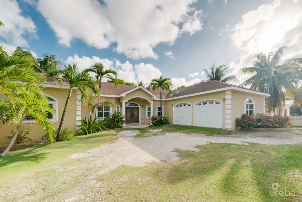 4 BED + OFFICE / 3.5 BATH SINGLE FAMILY HOME